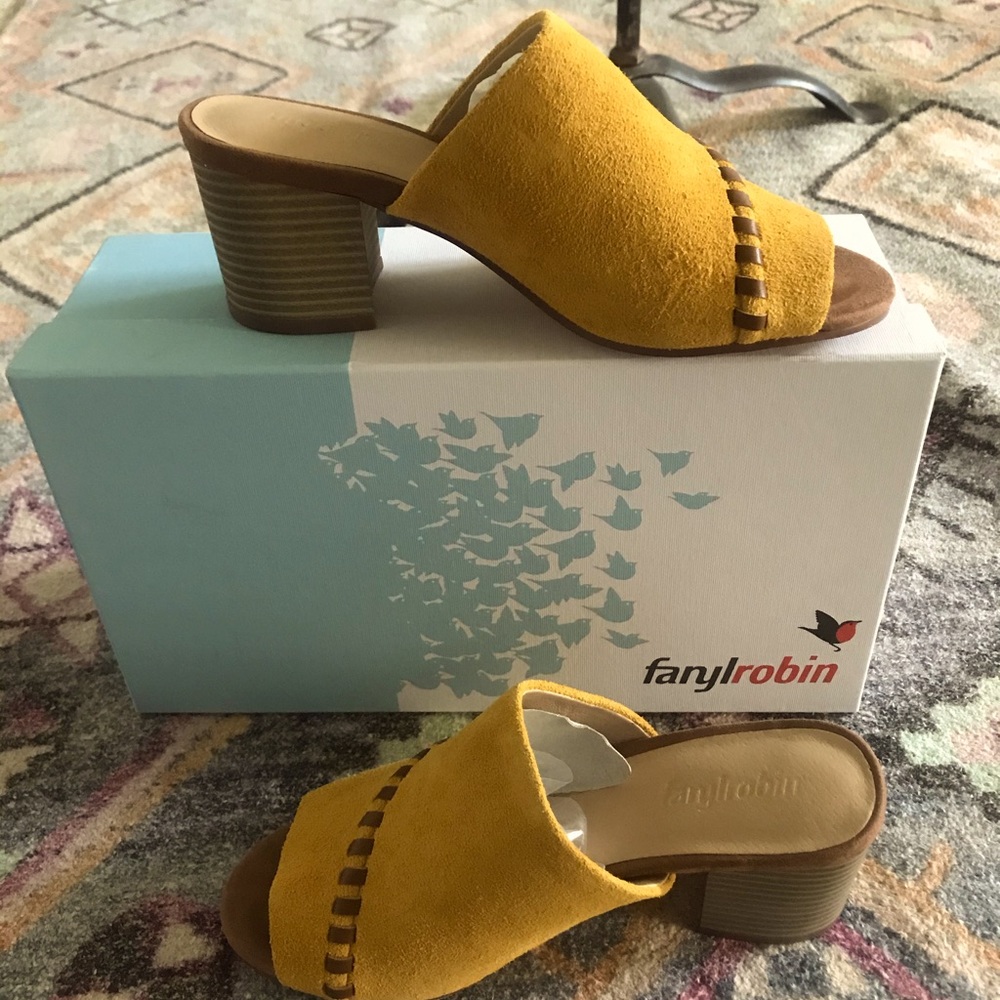 Faryl Robin mustard suede mules 6.5 Anthropologie